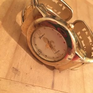 Women’s fleur de Lis watch